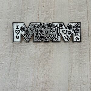 Sterling Silver 'MOM' Brooch with Engraved Designs